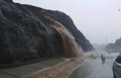 مصدر أمني عماني: هجوم بمسيرتين يتسبب في أضرار بإحدى الرافعات في ميناء صلالة