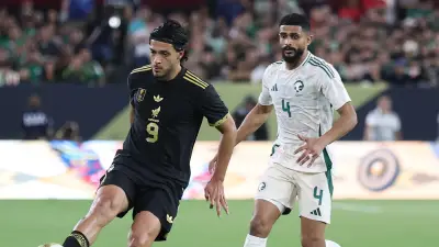 كارثة جديدة للمنتخب السعودي: خسارة رباعية أمام مصر وتكرار سيناريو المكسيك