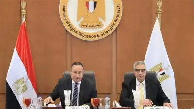 وزير التعليم العالي يوجه الجامعات لترشيد الطاقة باستخدام الوحدات الشمسية وزيادتها