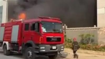 سيطرة الحماية المدنية على حريق في موقف أتوبيسات عبد المنعم رياض بالقاهرة