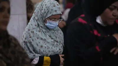 دار الإفتاء توضح حكم إمامة المرأة للنساء في الصلاة وتفاصيل وقوفها