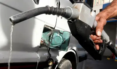 خطة الحكومة لترشيد الاستهلاك وخفض فاتورة الوقود: تفاصيل جديدة وأهداف طموحة