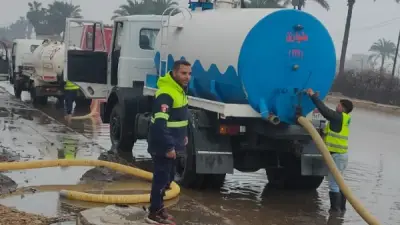 القليوبية تشهد انتشارًا مكثفًا لمعدات شفط مياه الأمطار بعد التقلبات الجوية