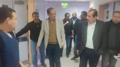 نائب وزير الصحة يحيل إدارة مستشفى زايد المركزي للتحقيق ويقرر مكافأة للمستشفى التخصصي