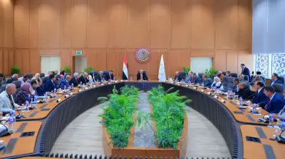 وزير التعليم يؤكد على تعزيز الانضباط المدرسي ومتابعة انتظام حضور الطلاب