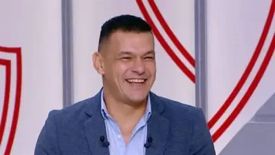 لاعب الزمالك الأسبق عبد الواحد السيد يظهر في محكمة الإسكندرية لدعم عامل متهم برخصة مزورة