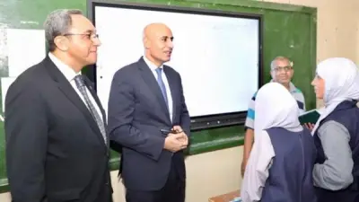 وزير التعليم يؤكد: أسئلة امتحانات الإعدادية من الكتاب المدرسي فقط