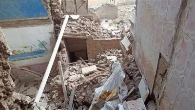 انهيار جزئي في منزل قديم بسوق اللبن بالمحلة الكبرى دون إصابات