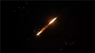 إسرائيل تعلن سقوط شظايا صواريخ إيرانية في منطقة مفتوحة دون إصابات