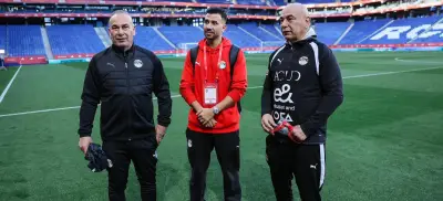 الجهاز الفني لمنتخب مصر يتفقّد أرضية ملعب إسبانيول استعدادًا للمباراة الودية