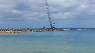 الإسكندرية تبدأ المرحلة الأولى من مشروع حماية شواطئها بمنطقة بئر مسعود