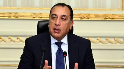 رئيس الوزراء يعقد مؤتمراً صحفياً بعد اجتماع الحكومة لمناقشة الإصلاحات الاقتصادية والخدمية