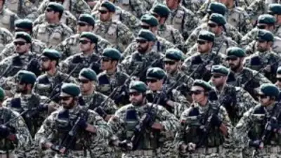 الجيش الإيراني يحذر: الرد السريع على أي عدوان لطرد شبح الحرب عن إيران