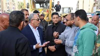 محافظ الإسماعيلية يتفقد مشروع تطوير الشارع التجاري في منطقة الشيخ زايد