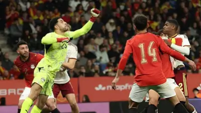 شريف إكرامي يشيد بـ مصطفى شوبير بعد تعادل مصر مع إسبانيا في مباراة ودية