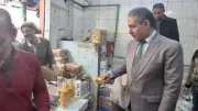 محافظ أسيوط يحذر من التلاعب بقوت المواطنين ويعلن تحرير 517 محضراً تموينياً