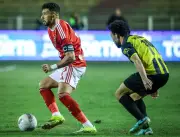 المقاولون ضد الأهلي: تريزيجيه يتقدم للمارد الأحمر في الشوط الأول