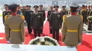 الرئيس السيسي ينيب وزير الدفاع لوضع إكليل الزهور على نصب شهداء القوات المسلحة