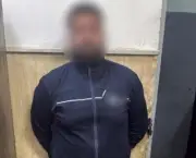 القبض على عاطل بتهمة رشق آخر بالحجارة في القاهرة