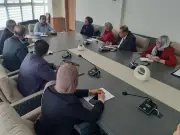 رئيس جامعة بورسعيد يبحث إعادة هيكلة الجهاز الإداري لتحقيق الرضا الوظيفي