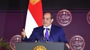 الرئيس السيسي: ليس منطقياً ولا عادلاً الاستمرار في الاقتراض بالعملة الصعبة