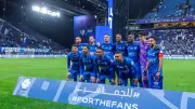 الهلال يهرب بفوز ثمين من كمين الفتح في صراع روشن والأهلي يراقب