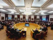 محافظ القاهرة يشدد على ضرورة التزام السائقين بالتعريفة المقررة للحد من المخالفات