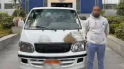 القبض على سائق ميكروباص بالقاهرة لقيادته عكس الاتجاه والتعدي على مواطن