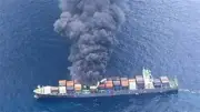 انفجار سفينة شحن قرب الإمارات.. هيئة بريطانية تؤكد سلامة الطاقم