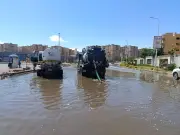 رئيس مياه الشرب بالجيزة يتتبع أعمال سحب الأمطار في الميدانيات لضمان الأمان