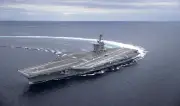 إيران تعلن استهداف حاملة الطائرات الأمريكية إبراهام لينكولن في خليج عمان