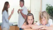 الانحرافات السلوكية لدى الأطفال: كيف تؤثر الخلافات الأسرية في تشكيل العدوانية؟