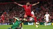 لاعب فيورنتينا السابق يكشف: قلت لمحمد صلاح ستتبول على نفسك من الخوف!