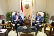وزير النقل المصري يناقش مع سفير تنزانيا إنشاء محطة متعددة الأغراض بميناء دار السلام