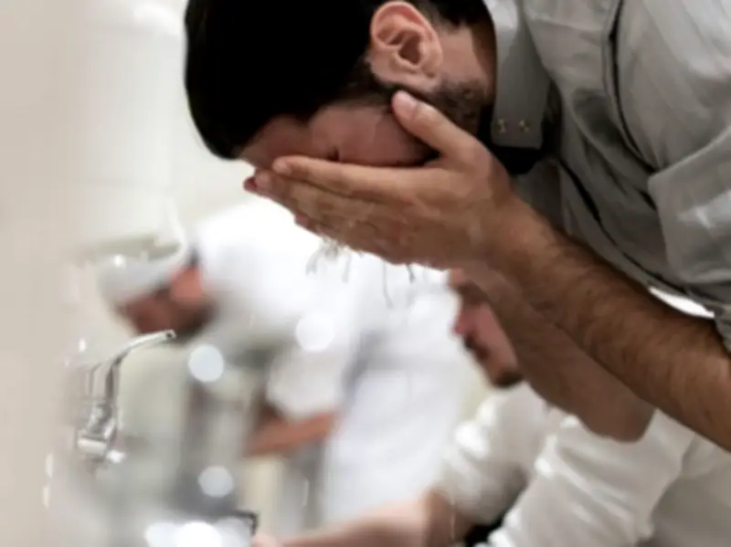 دار الإفتاء توضح حكم الاشتراط في الوضوء لذكر الله تعالى