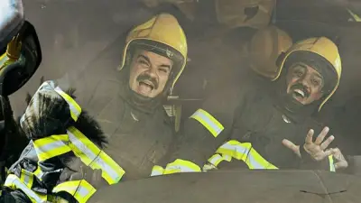 محمد عبد الرحمن ينشر صور كواليس فيلم 101 مطافي مع أوس أوس