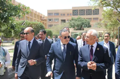 وزير التعليم العالي يتفقد سير الأعمال التنفيذية بجامعة المنيا التكنولوجية على مساحة 1800 متر مربع