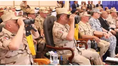 وزير الدفاع يشهد المرحلة الرئيسية لمشروع بدر 2026 بالذخيرة الحية