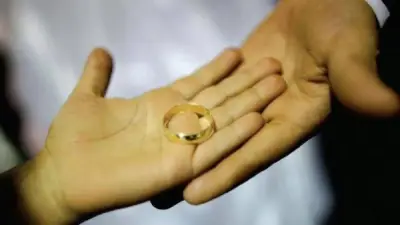 محامي يقترح رخصة الزواج لتكوين أسرة مثالية ويطالب برفع سن الزواج إلى 21 عامًا