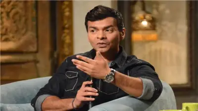 محمد محيي يظهر بنفس القميص بعد 23 عامًا.. 8 نصائح للحفاظ على ملابسك