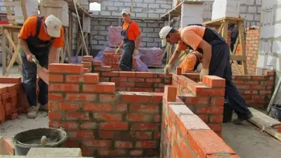 أسعار الطوب والبلوك في سوق مواد البناء اليوم الأحد 26 أبريل 2026