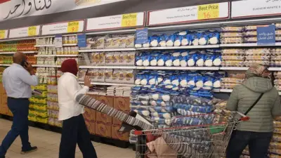 تراجع أسعار 27 سلعة في الأسواق اليوم.. الطماطم والفراخ البلدي واللحمة أبرزها