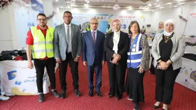 محافظ بني سويف يتفقد معرض 