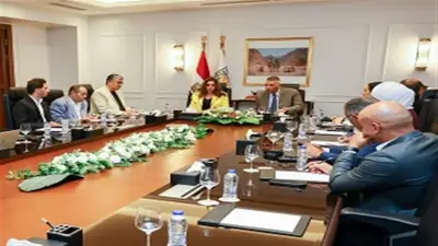 وزيرة التنمية المحلية: تدريب 300 مراقب لحماية المحميات بجنوب سيناء