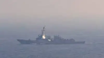 القيادة المركزية الأمريكية تعيد 38 سفينة إلى الموانئ وتطورات المفاوضات مع إيران