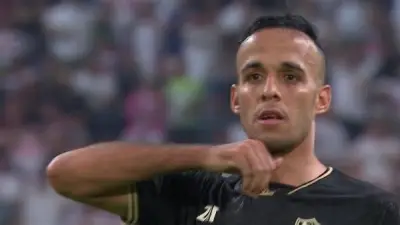 ناصر منسي يتألق بهدفين ويقود الزمالك للفوز 4-1 على المصري في الدوري