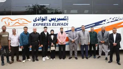 محافظ الوادي الجديد تطلق 5 حافلات نقل جماعي جديدة بتكلفة 60 مليون جنيه