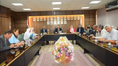 جامعة أسيوط ترفع مكافآت الإشراف على الدكتوراه إلى 5000 جنيه والماجستير 3500 جنيه