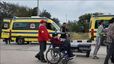 الهلال الأحمر المصري يطلق قافلة مساعدات ضخمة إلى غزة تحمل 5300 طن