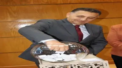 محافظ القليوبية يهدي 7 أمهات مثاليات رحلات عمرة مجانية ويكرم صاحبات القصص المؤثرة